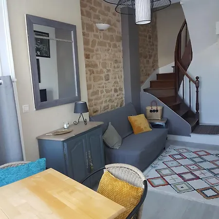 Charmante Maisonnette De Caractere Châteauroux Exterior photo